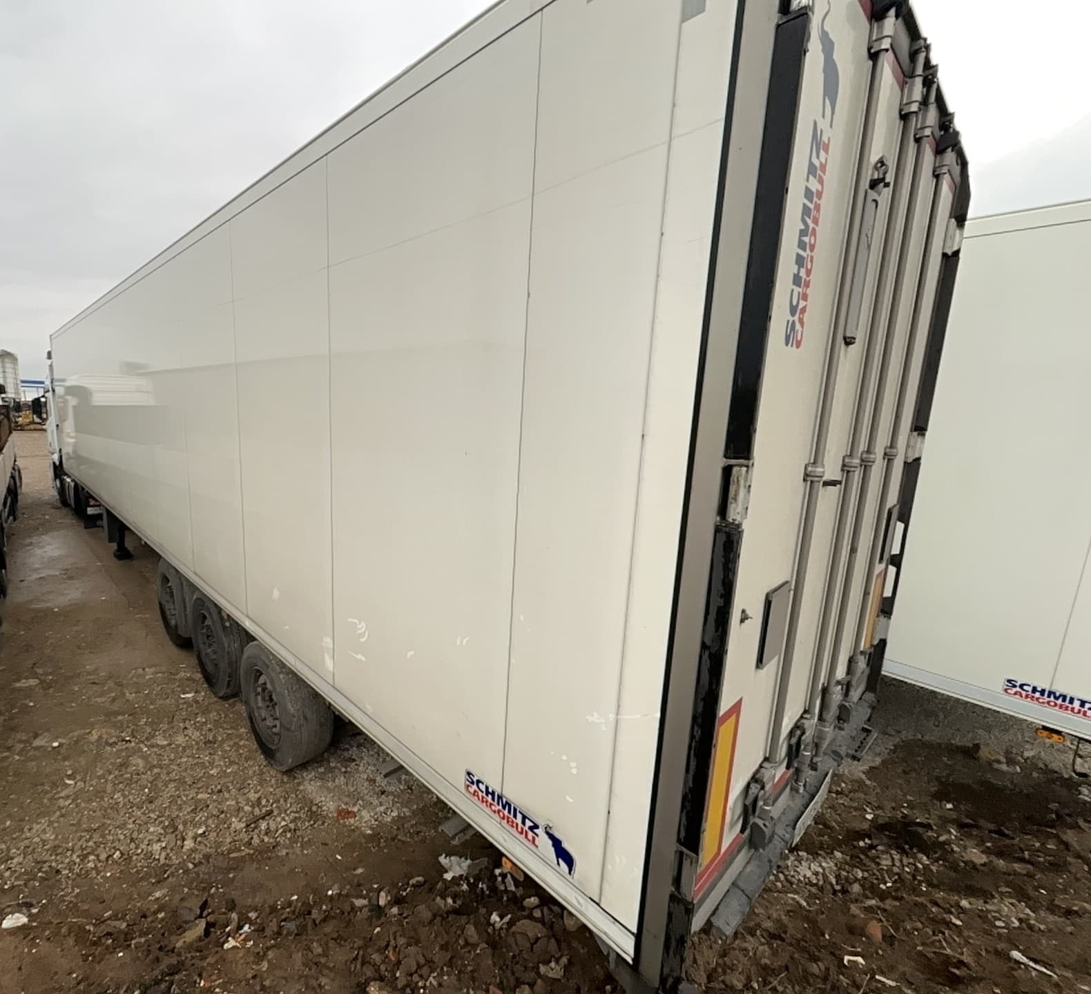 Schmitz Cargobull SCB*S3B Полуприцеп Изотермический/рефрижератор - 4