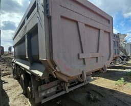 Howo ZZ* 8x4 Самосвал - 4