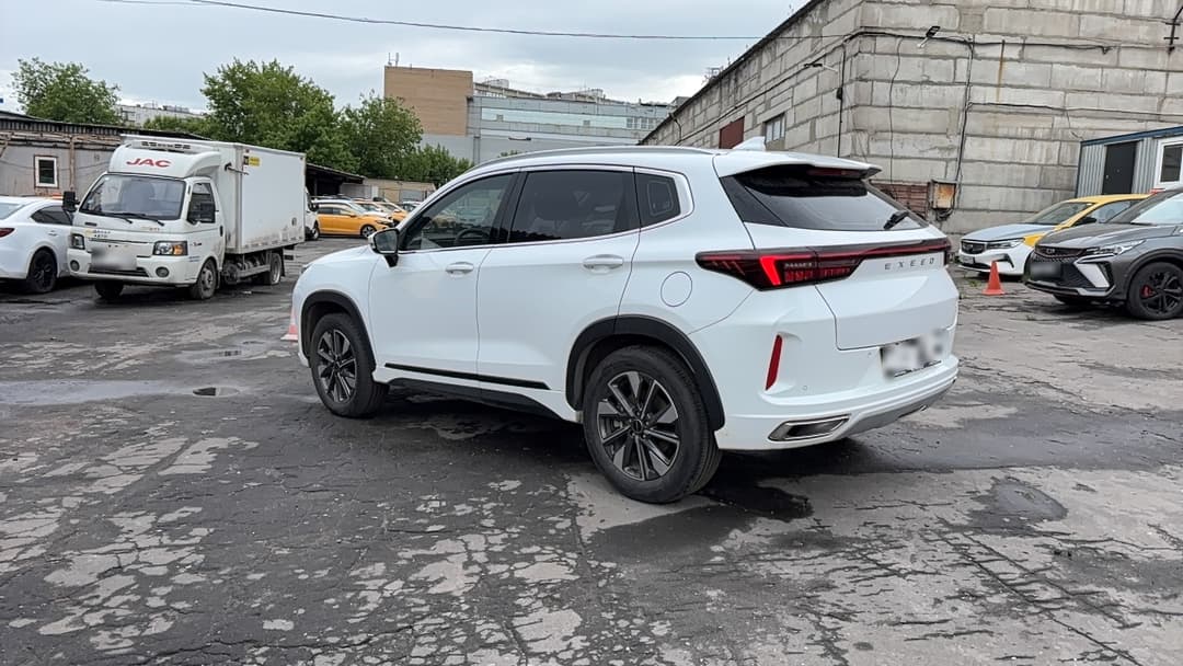 Exeed LX - 4
