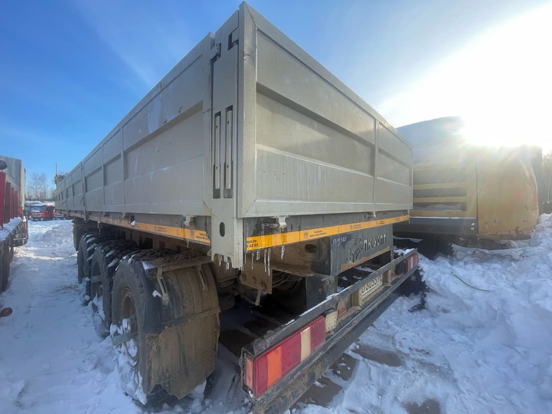 Производственная Компания Универсальной Спецтехники 4679* Полуприцеп бортовой - 4