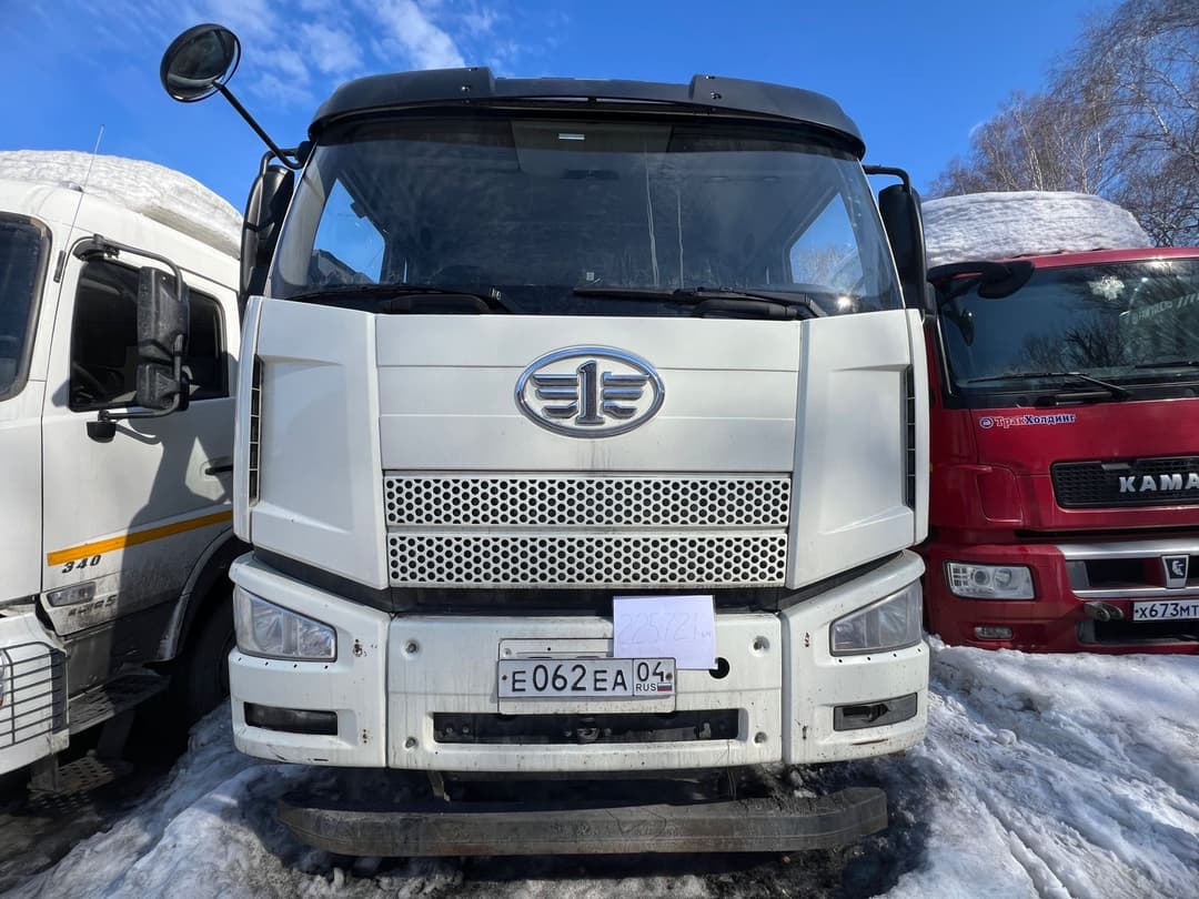 FAW J6 8x4 Самосвал - 2