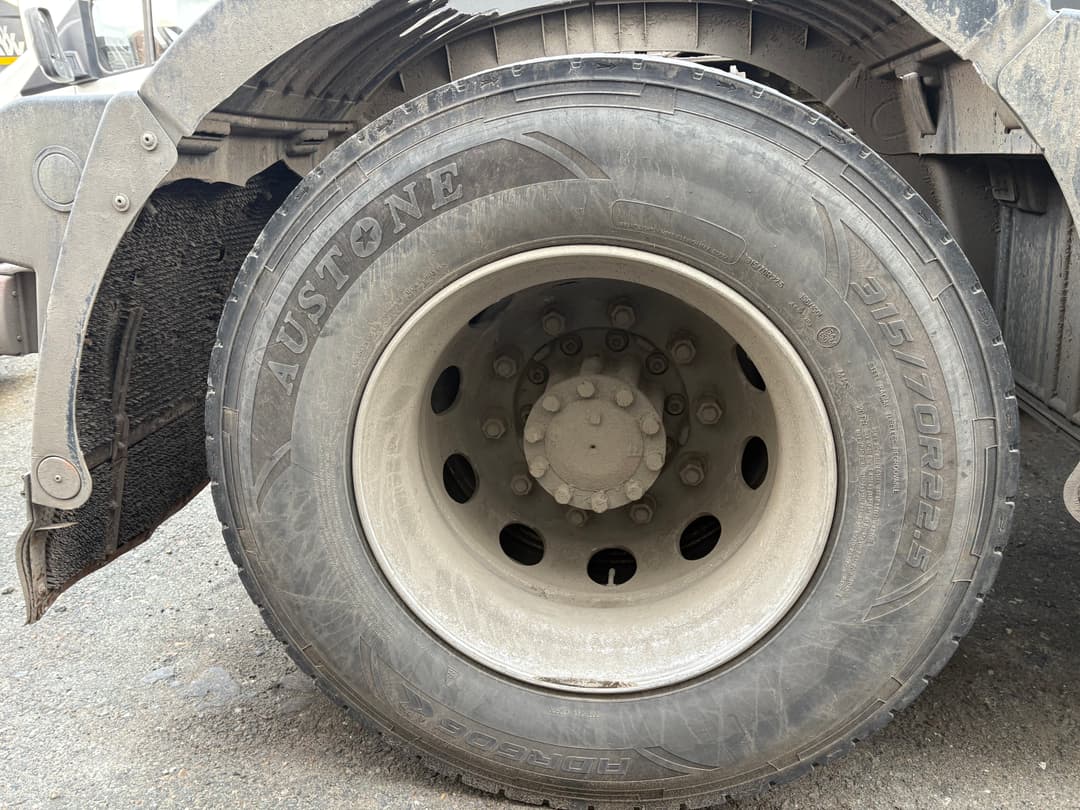 Foton AUMAN 4x2 Седельный тягач - 8