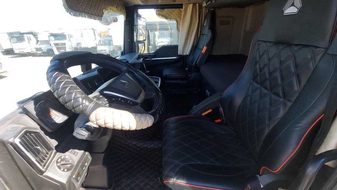 Sitrak C7H 4x2 Седельный тягач - 6