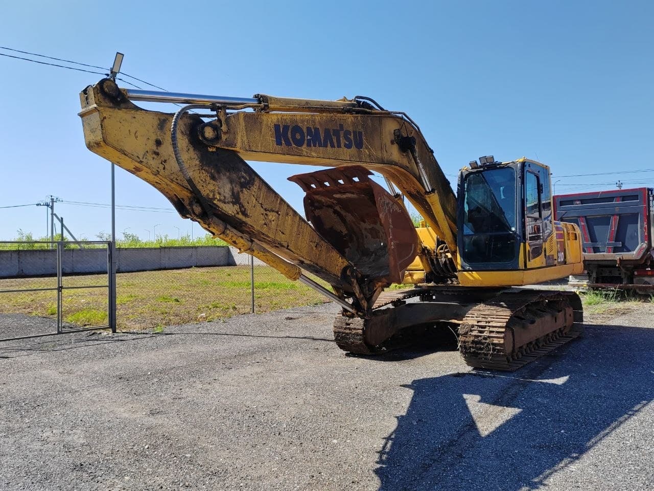 Komatsu PC 210 Экскаватор - 1