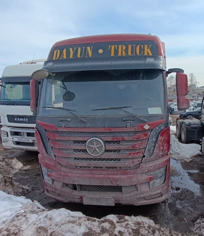 Dayun CGC4250 6x4 Седельный тягач - 2