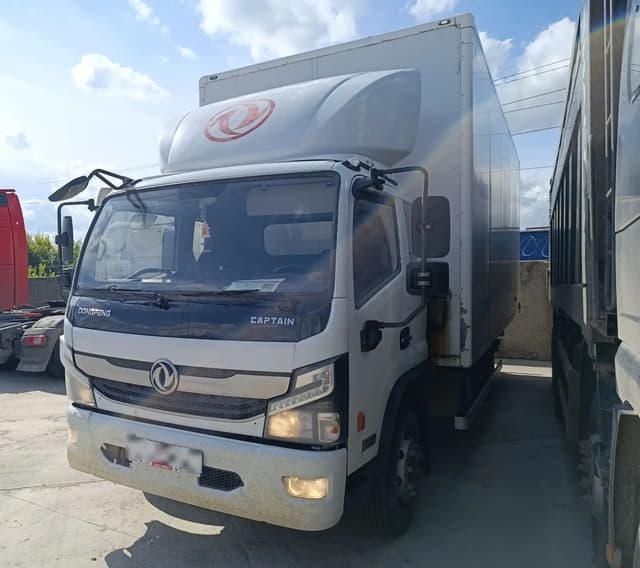 Меткомплекс C12* на шасси Dongfeng C120 4x2 Изотермический/рефрижератор - 1
