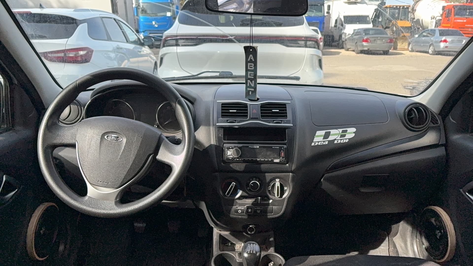Lada Granta лифтбек - 4