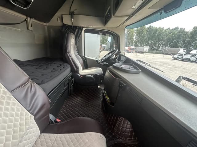 Volvo FH 4x2 Седельный тягач - 5