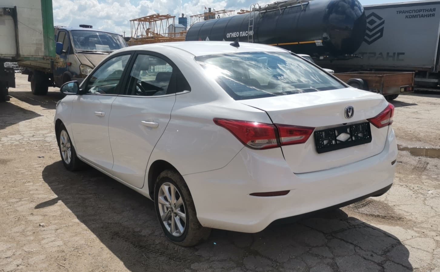 Changan Alsvin - 4