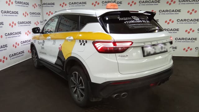 Geely Coolray - 4