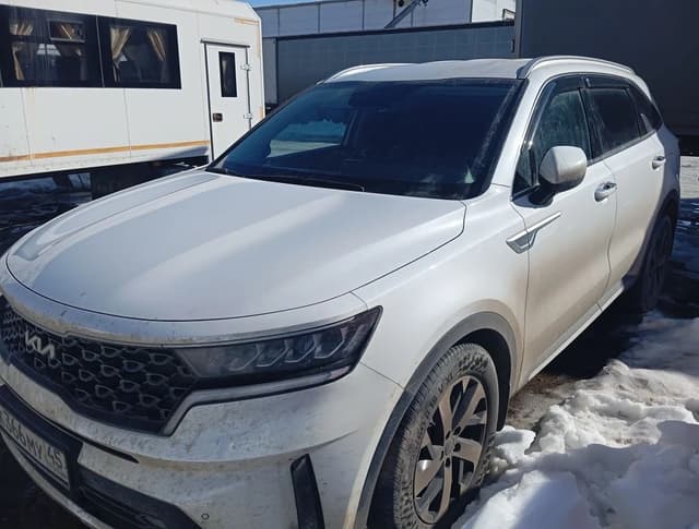KIA Sorento - 1