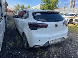 KIA Rio - 4
