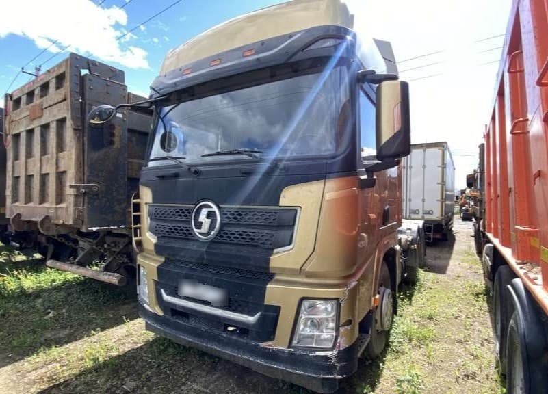 Shacman (Shaanxi) SX* 6x4 Седельный тягач - 1