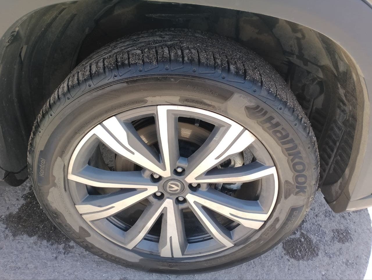 Changan CS95 - 9
