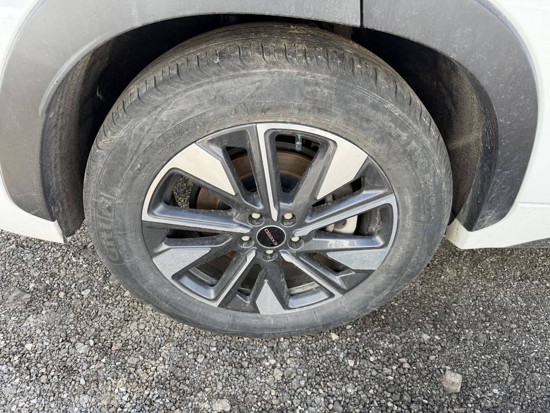 Exeed LX - 7