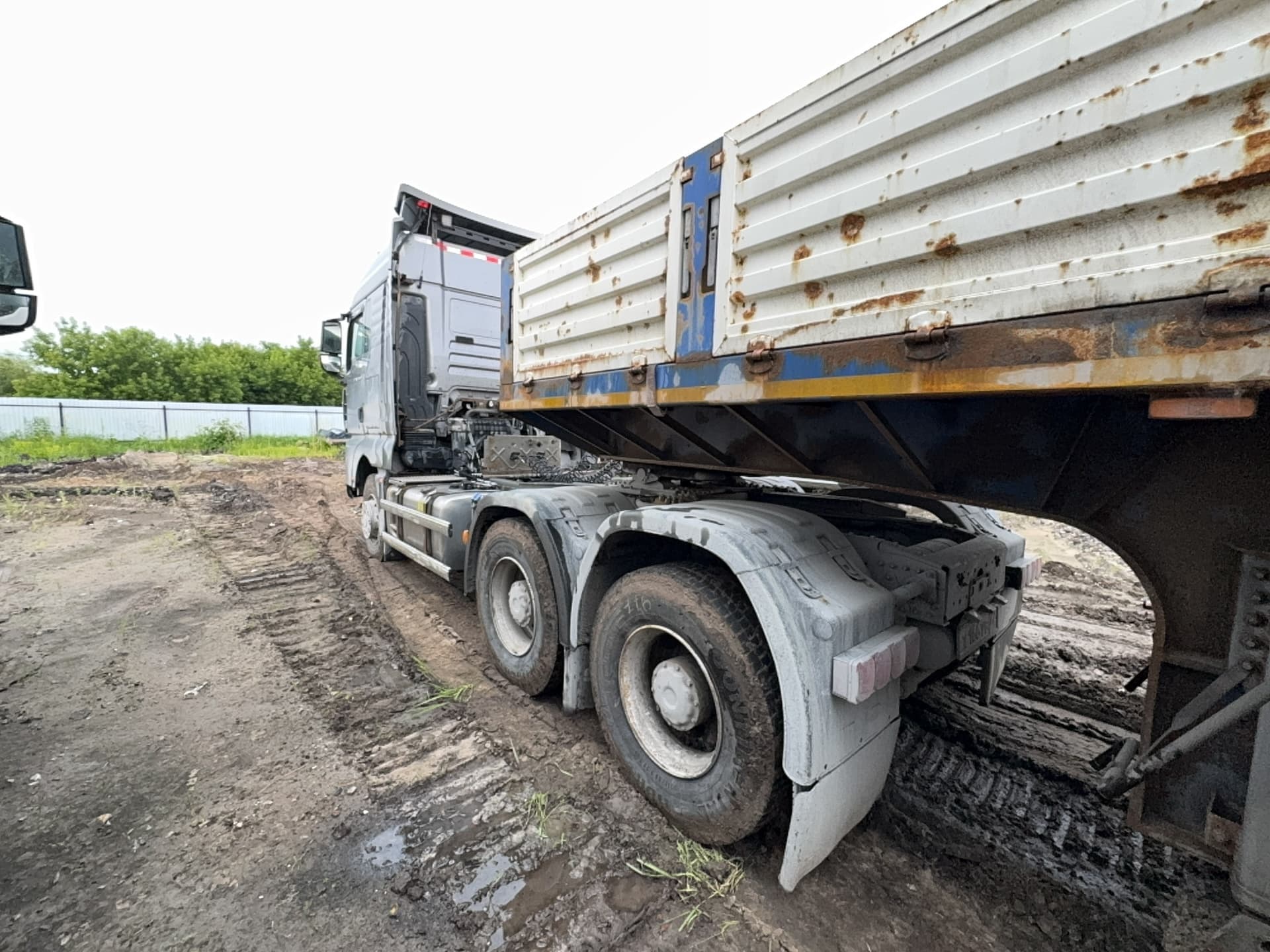 Sitrak C7H 6x4 Седельный тягач - 4