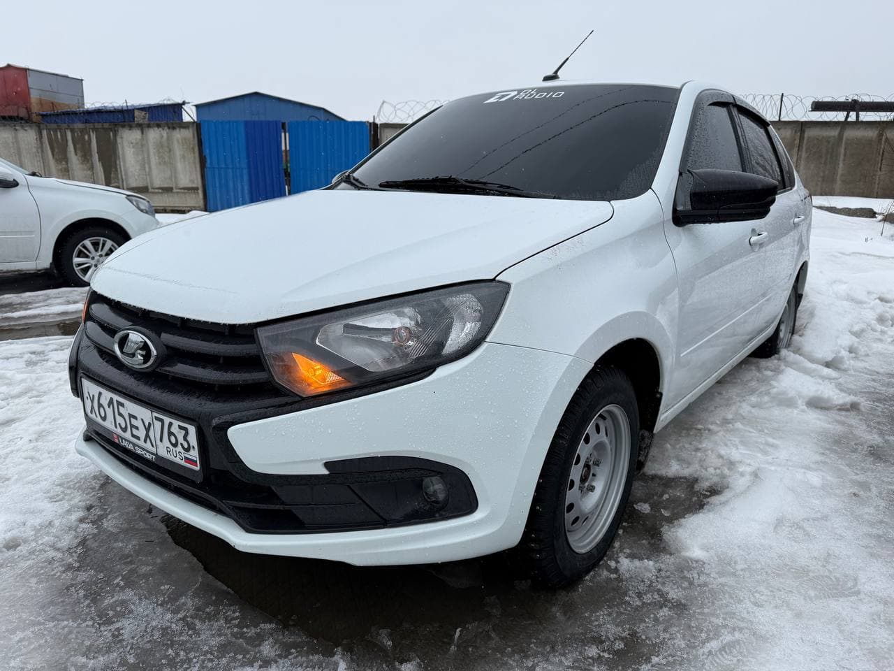 Lada Granta лифтбек - 1