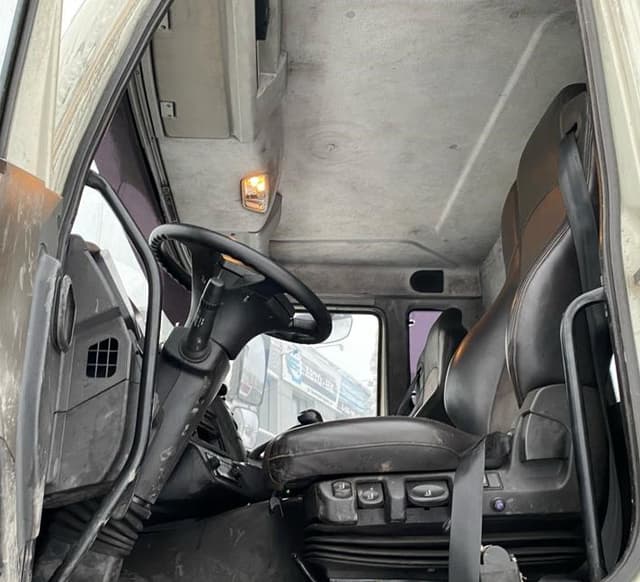 FAW CA 3310 8x4 Самосвал - 6