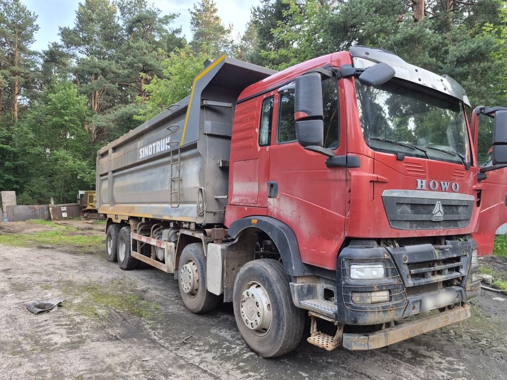 Howo ZZ* 8x4 Самосвал - 2