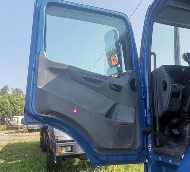 Камаз 65802 6x6 Седельный тягач - 7