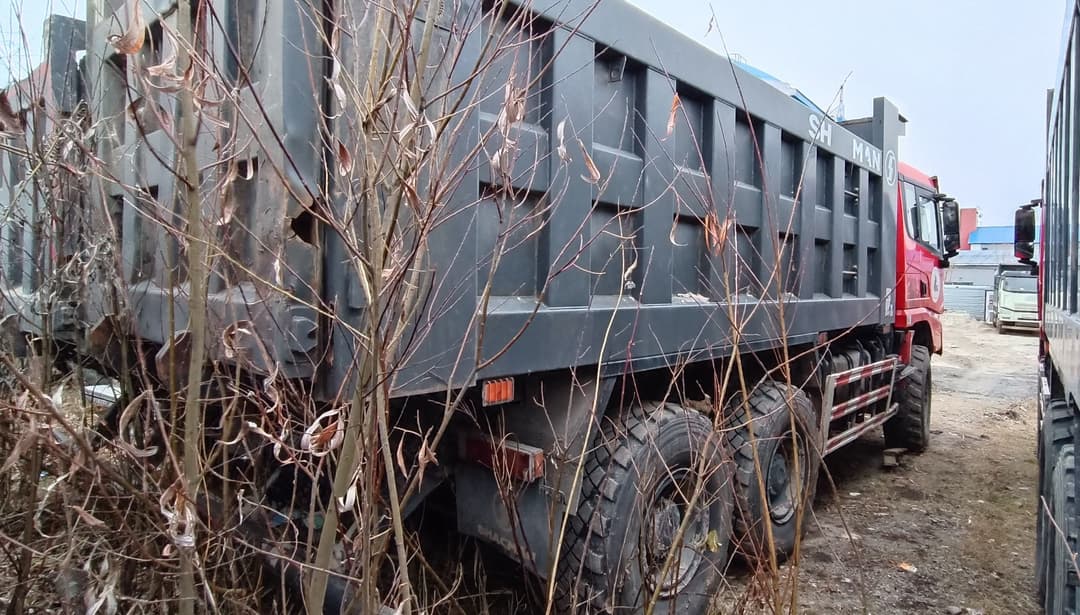 Shacman (Shaanxi) SX* 6x6 Самосвал - 3