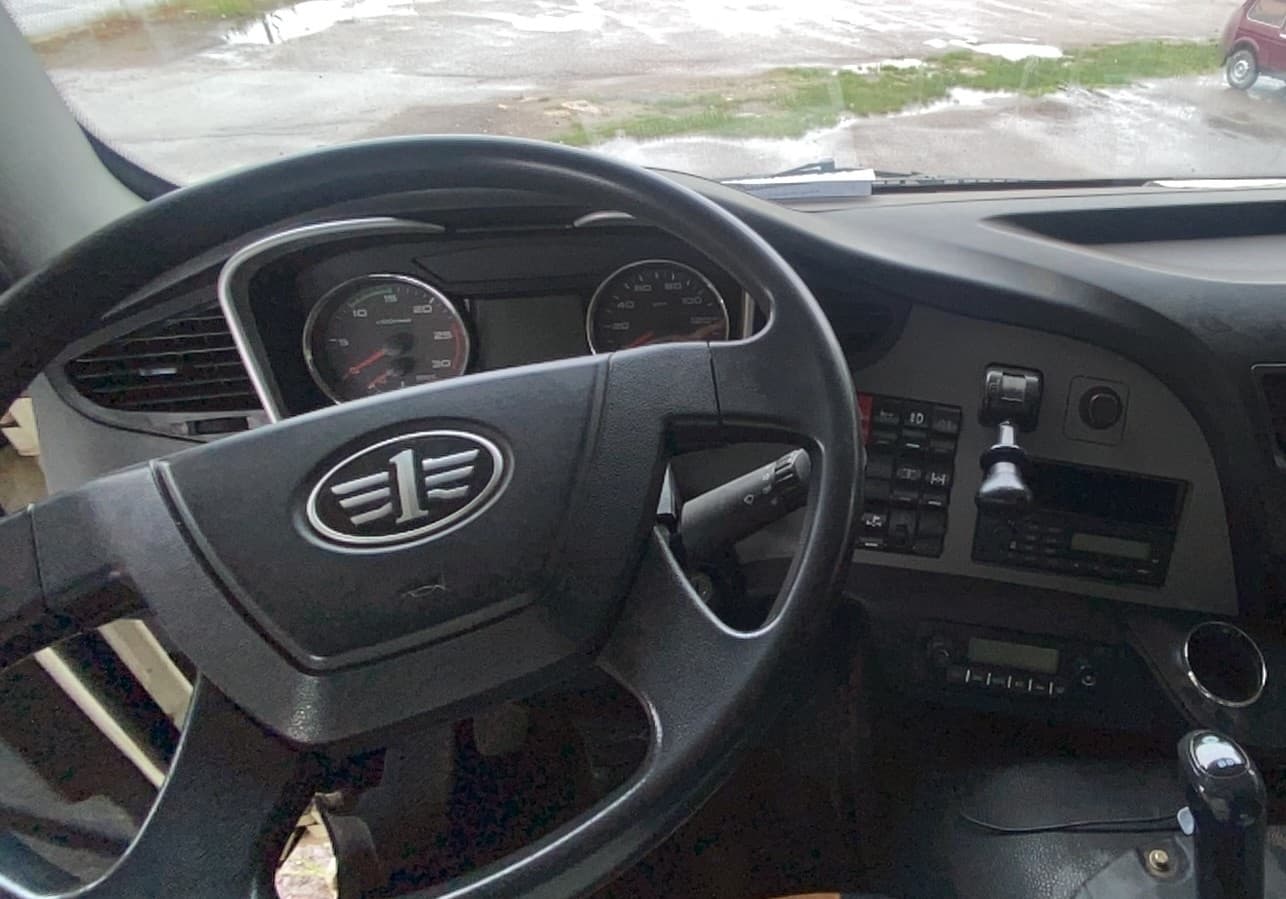FAW J6 8x4 Самосвал - 5