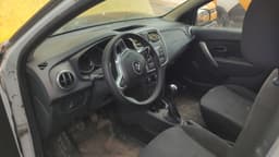 Renault Logan - 6