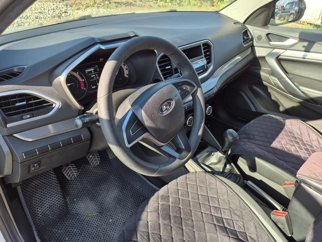 Lada Vesta седан - 5