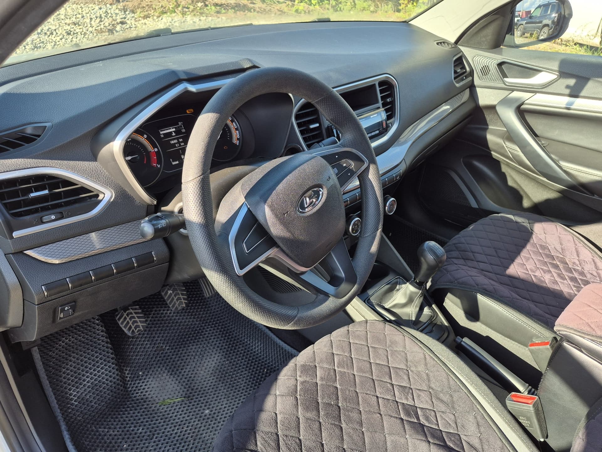 Lada Vesta седан - 5