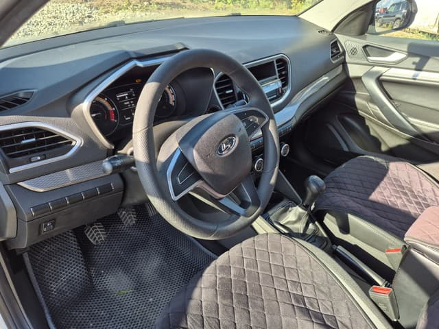 Lada Vesta седан - 5