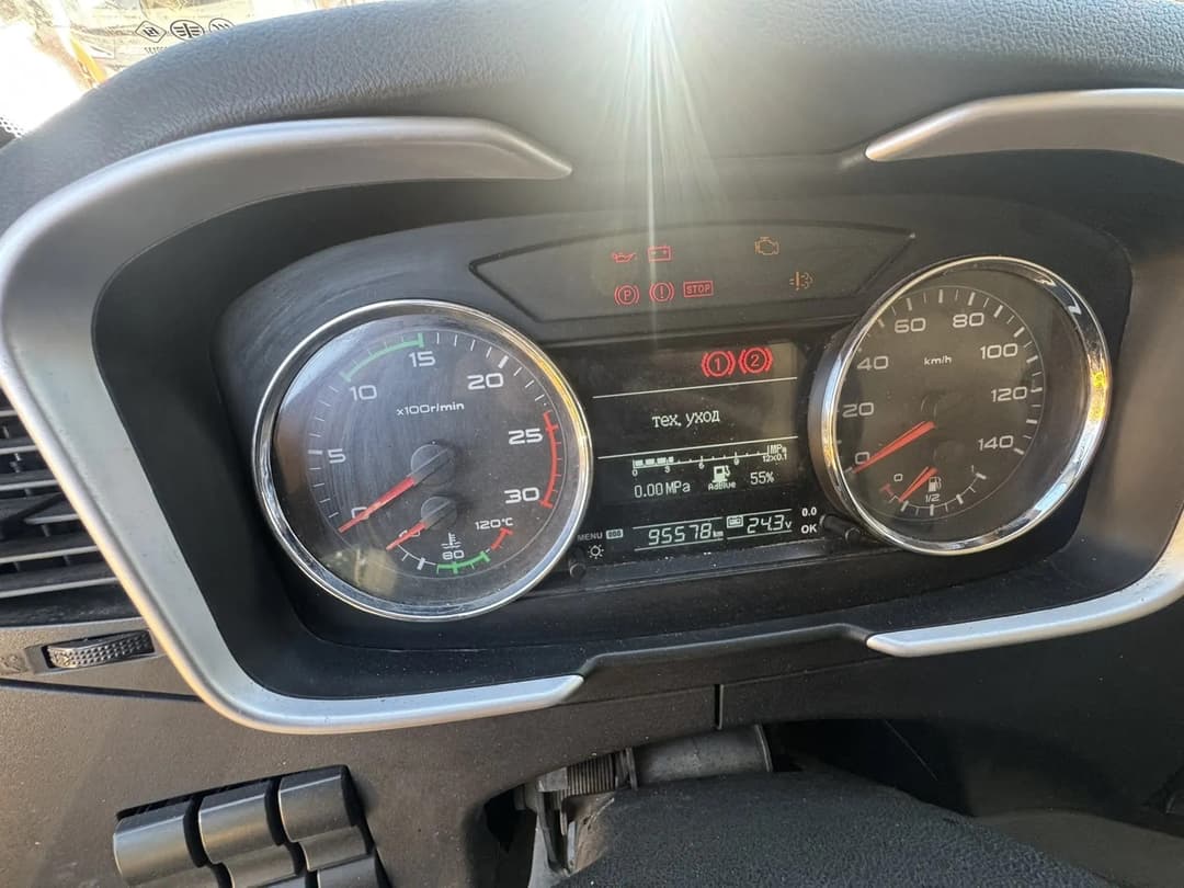 FAW J6* 6x4 Самосвал - 6