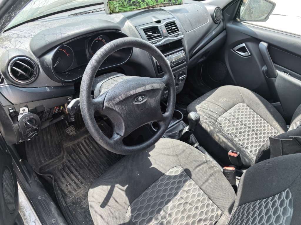 Lada Granta седан - 5