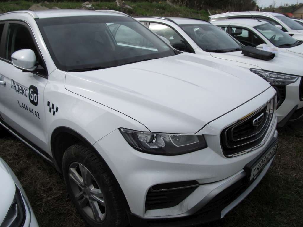 Geely Atlas Pro - 2