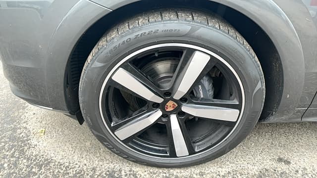 Porsche Cayenne - 10