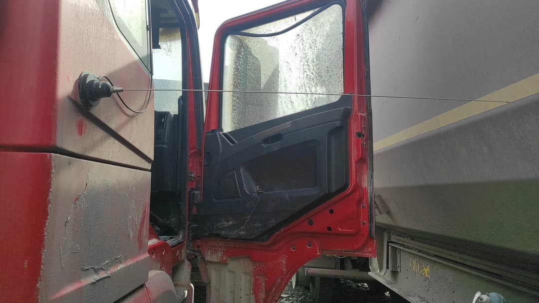 Shacman (Shaanxi) SX* 6x6 Самосвал - 7