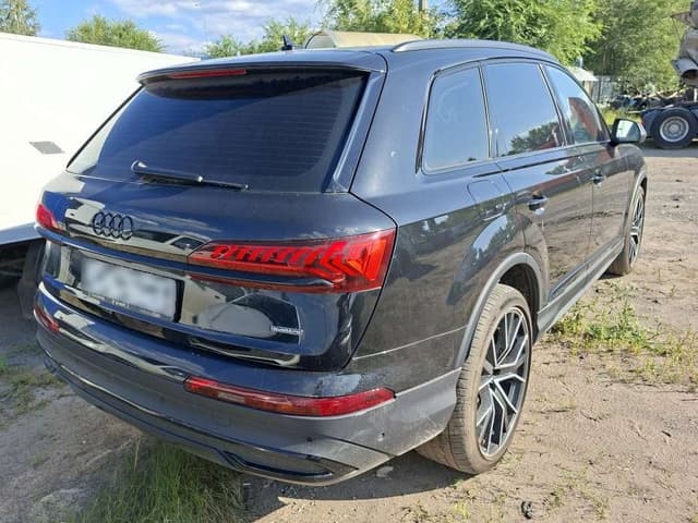 Audi Q7 - 3