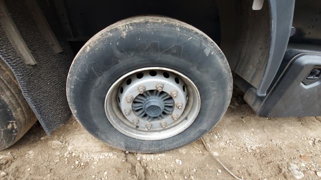 Kassbohrer XS Полуприцеп шторный - 5