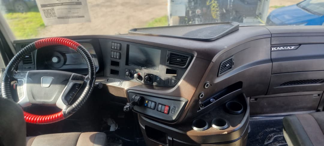 Камаз 54901 4x2 Седельный тягач - 4