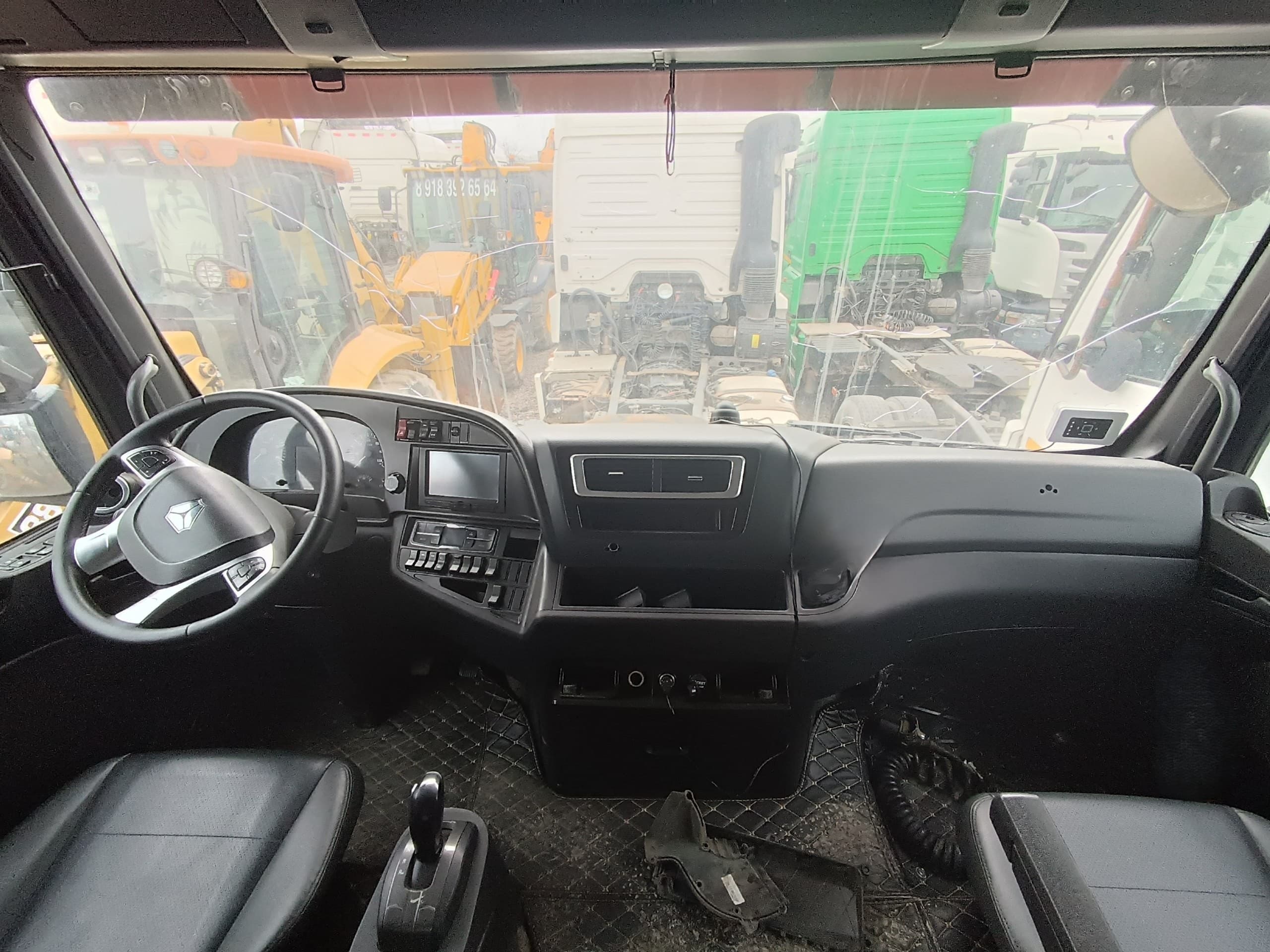 Sitrak C7H 4x2 Седельный тягач - 5