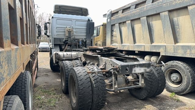 Shacman (Shaanxi) SX* 6x6 Седельный тягач - 4