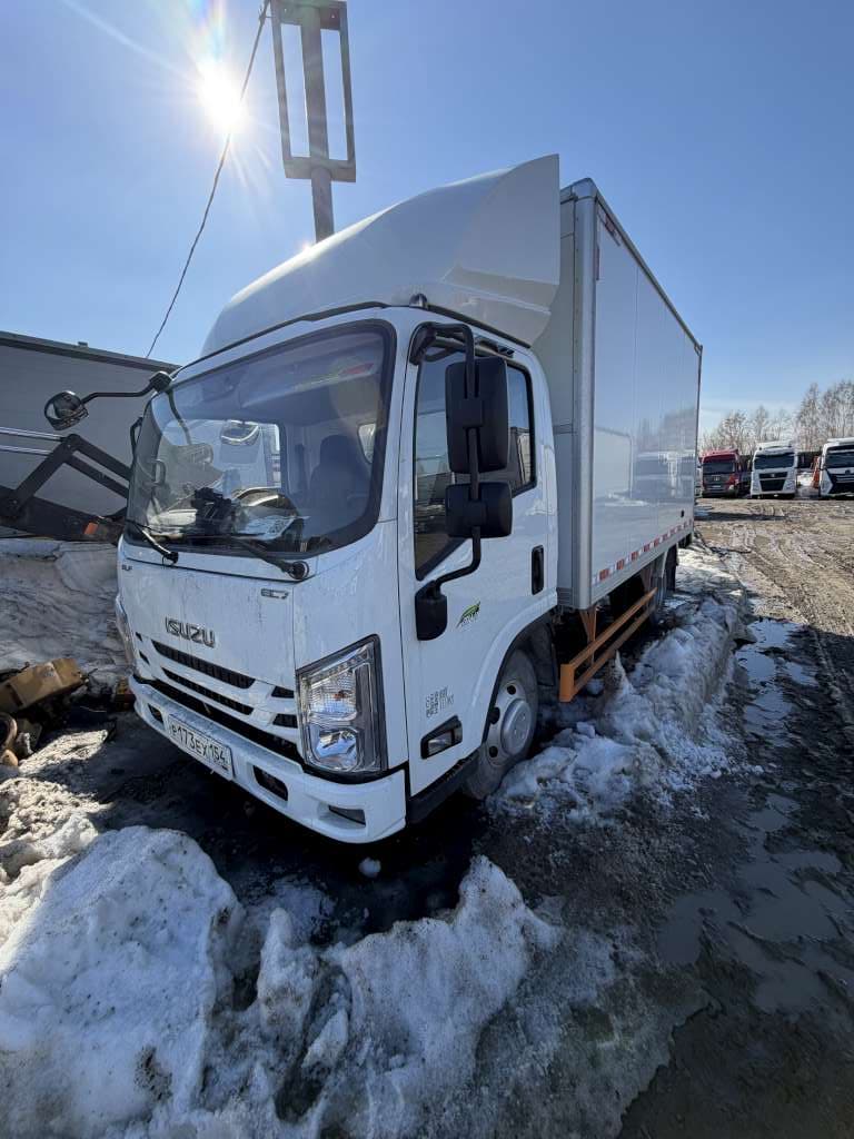 ISUZU ELF 4.5 (EC7) 4x2 Изотермический/рефрижератор - 1