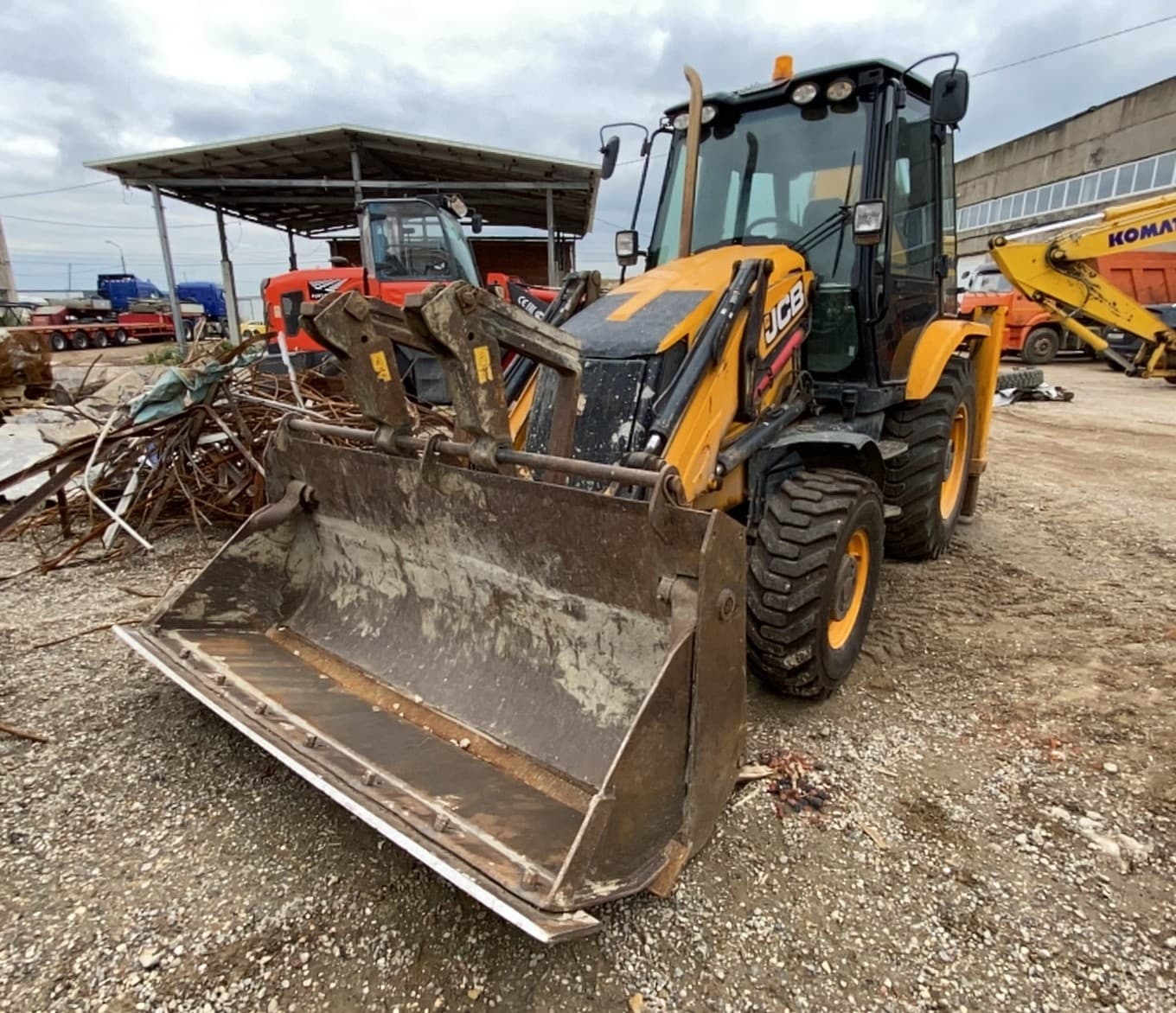 JCB 3CX Экскаватор-погрузчик - 1