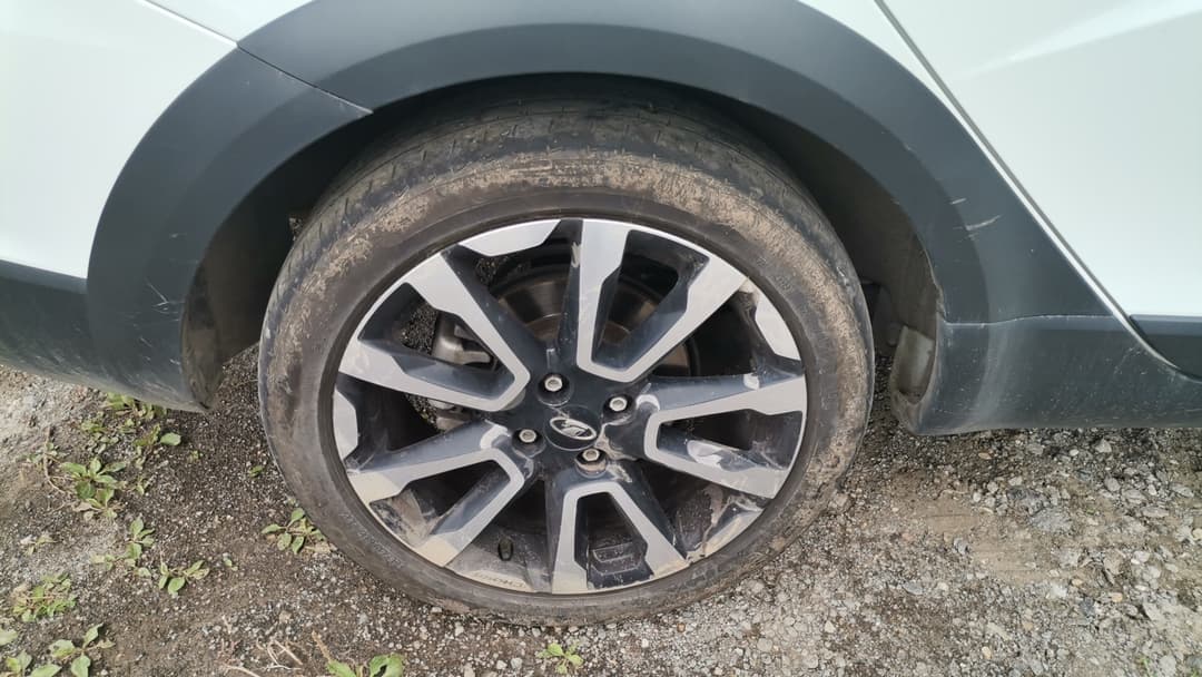 Lada Vesta SW Cross - 10