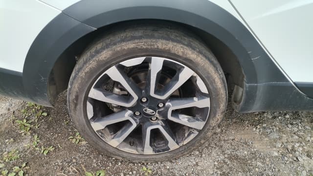 Lada Vesta SW Cross - 10