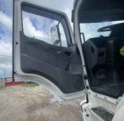Камаз 5490 4x2 Седельный тягач - 7