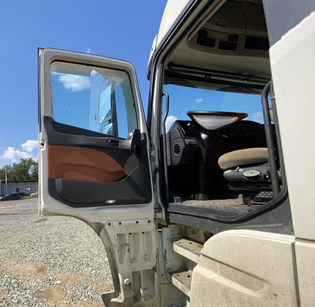 Foton AUMAN 4x2 Седельный тягач - 8