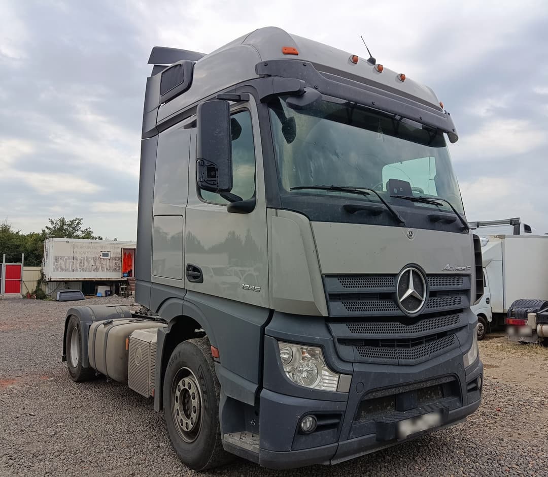 Mercedes-Benz Actros 4x2 Седельный тягач - 2