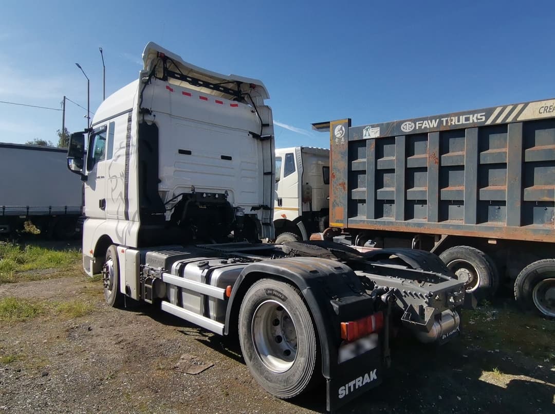 Sitrak C7H 4x2 Седельный тягач - 4
