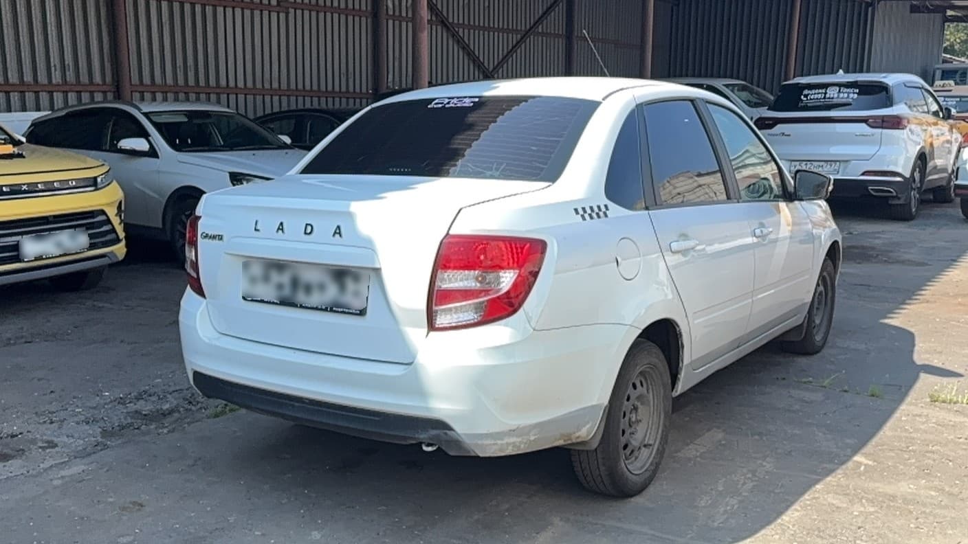 Lada Granta седан - 3