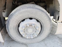 Dongfeng DFH 4x2 Седельный тягач - 9